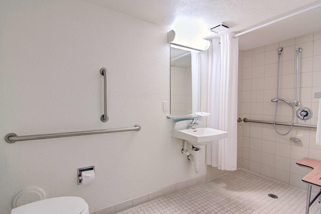 Motel 6-Tempe, Az - Broadway - Asu Экстерьер фото